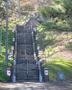 義経神社